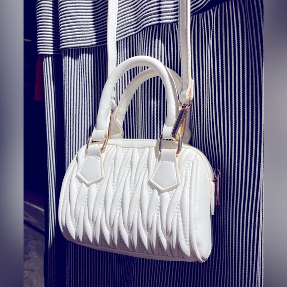 Mini Miu Miu-Style Crossbody Bag, White Faux Leather, Gold-Toned Hardware - Picture 4 of 10
